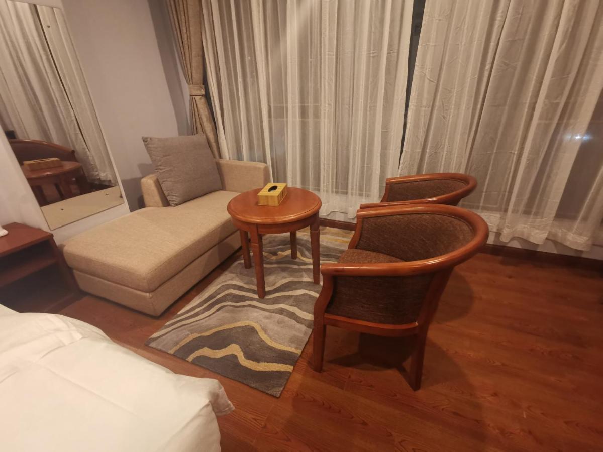 Ludrong Hotel 廷布 外观 照片